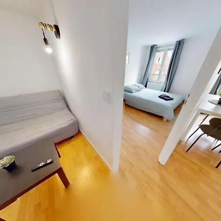 Apartment Dalikyda Le Marechal Near Train Station